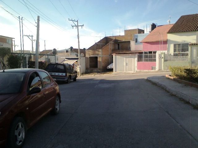Sin Nombre