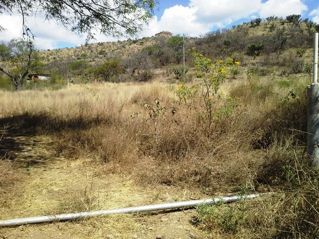 Terreno con Agua